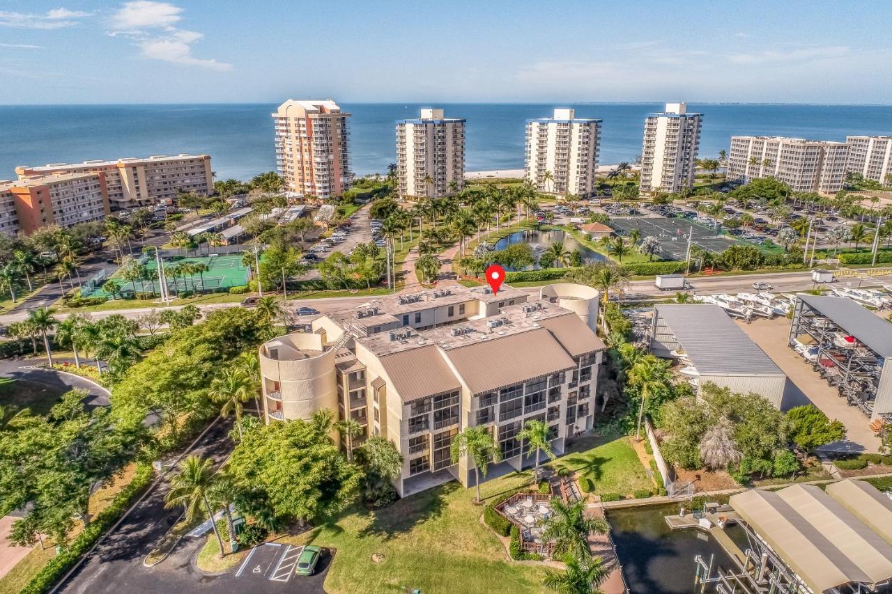 Ocean Breeze & Santa Maria Condos Форт Майерс Бич Экстерьер фото